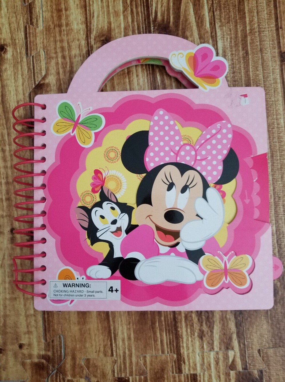 Disney Store Minnie Mouse Activity Book Coloring Markers Set